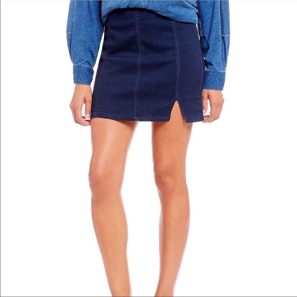 Free People Indigo Blue Femme Fatale Stretch Denim Mini Skirt Size Medium